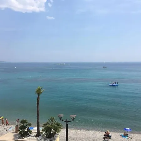 T4 Front De ,piscine 25 Metres ,wifi,6a8 Personnes,parking,garage Apartment Roquebrune-Cap-Martin