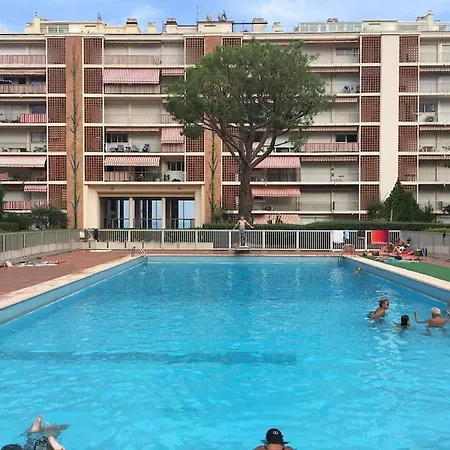 T4 Front De ,piscine 25 Metres ,wifi,6a8 Personnes,parking,garage *