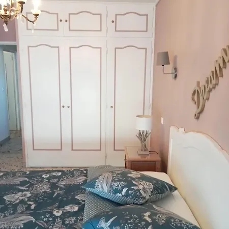 Apartment T4 Front De ,piscine 25 Metres ,wifi,6a8 Personnes,parking,garage