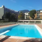 شقة T4 Front De ,piscine 25 Metres ,wifi,6a8 Personnes,parking,garage روكوبرُن كاب مارتي
