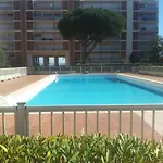 T4 Front De ,piscine 25 Metres ,wifi,6a8 Personnes,parking,garage *