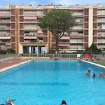 T4 Front De ,piscine 25 Metres ,wifi,6a8 Personnes,parking,garage *