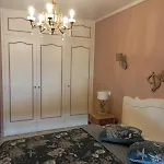 T4 Front De ,piscine 25 Metres ,wifi,6a8 Personnes,parking,garage شقة *